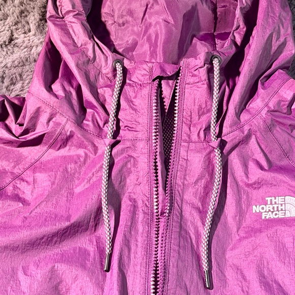 The North Face Women's Novelty Antora Rain Hoodie - Picture 5 of 13